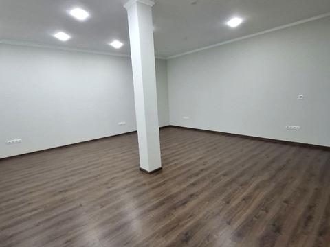 комерційна за адресою Святослава Хороброго вул. (Чкалова), 12