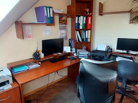 комерційна за адресою Середньофонтанська вул., 19