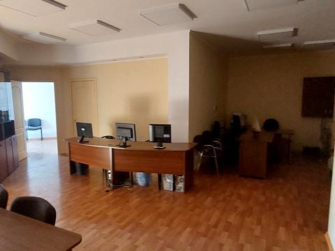 комерційна за адресою Середньофонтанська вул., 19