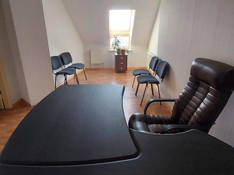 комерційна за адресою Середньофонтанська вул., 19