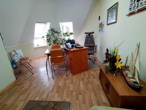 комерційна за адресою Середньофонтанська вул., 19