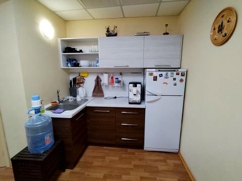 комерційна за адресою Середньофонтанська вул., 19