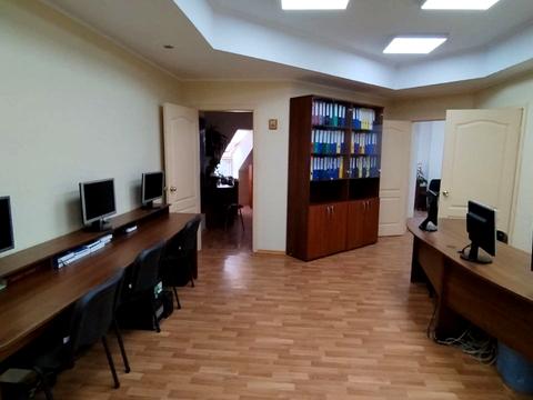 комерційна за адресою Середньофонтанська вул., 19