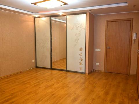 квартира по адресу Менахем-Мендл Шнеерсона ул. (Мініна), 1