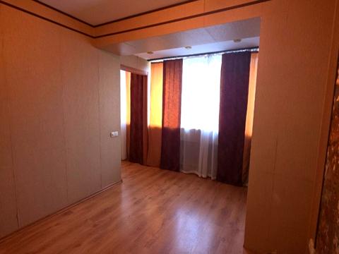 квартира по адресу Менахем-Мендл Шнеерсона ул. (Мініна), 1