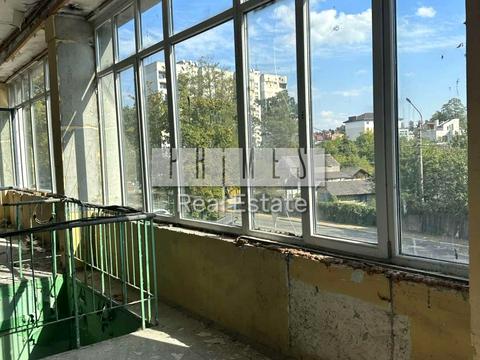 коммерческая по адресу Садовая ул., 14