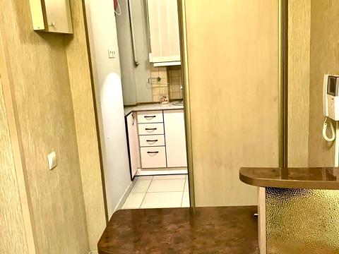 комерційна за адресою Генерала Тараса Чупринки вул. (Пушкіна), 80