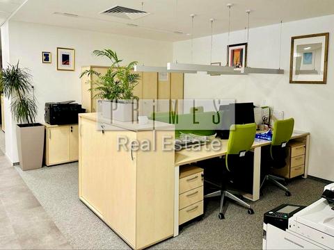 коммерческая по адресу Спортивная пл., 1