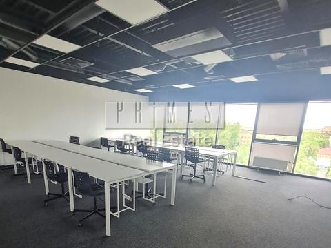 комерційна за адресою Вадима Гетьмана вул., 6