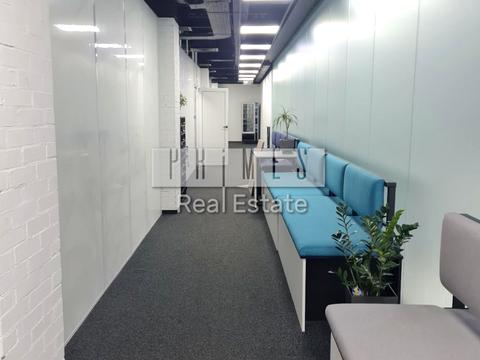 комерційна за адресою Вадима Гетьмана вул., 6