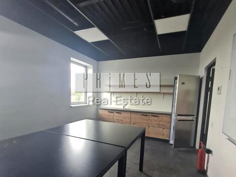 комерційна за адресою Вадима Гетьмана вул., 6