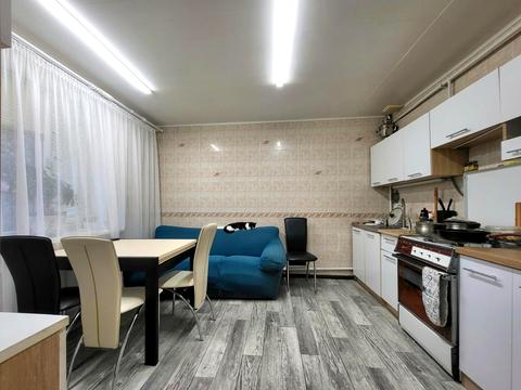 будинок за адресою Матроса Кішки вул., 61