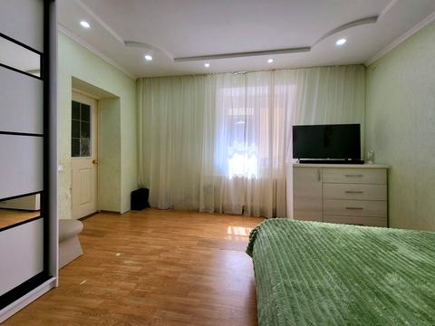 будинок за адресою Матроса Кішки вул., 61