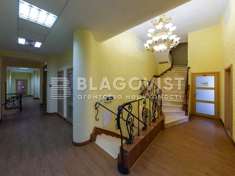 комерційна за адресою Саксаганського вул., 67