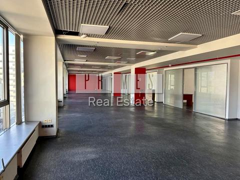 комерційна за адресою Вадима Гетьмана вул., 6