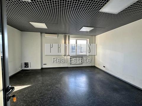 комерційна за адресою Вадима Гетьмана вул., 6