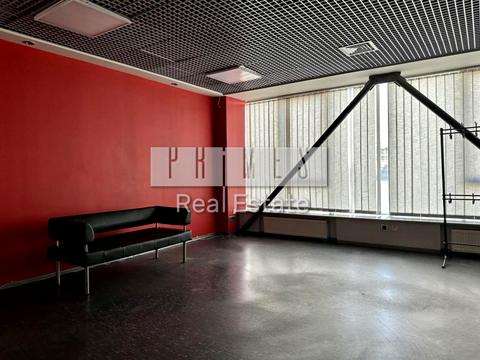 комерційна за адресою Вадима Гетьмана вул., 6