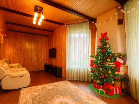 будинок за адресою Дачна вул.