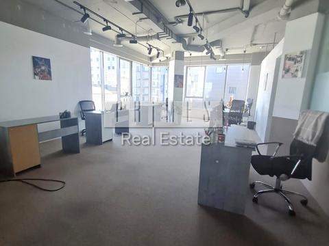 комерційна за адресою Вадима Гетьмана вул., 6