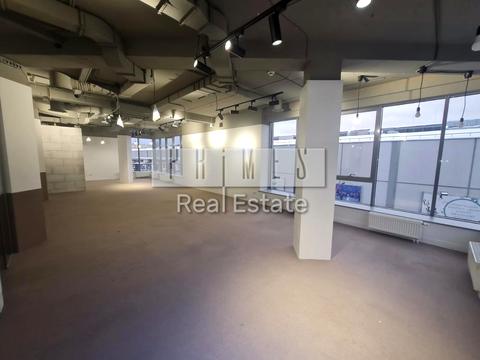 комерційна за адресою Вадима Гетьмана вул., 6