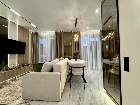 квартира за адресою 24 Серпня вул., 1