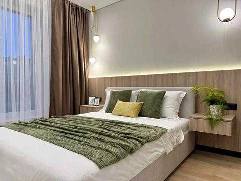 квартира за адресою 24 Серпня вул., 1