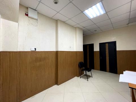 комерційна за адресою Стратегічне шосе (Науки), 2-А