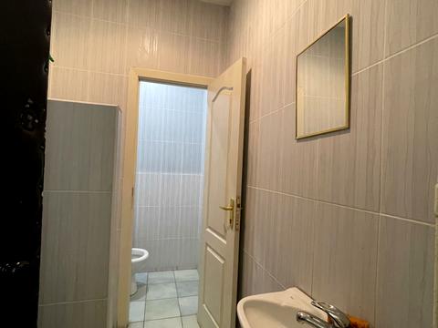 комерційна за адресою Стратегічне шосе (Науки), 2-А