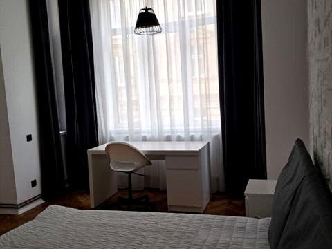 квартира за адресою Шептицьких вул., 10