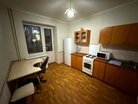 квартира за адресою Прилужна вул., 4/15