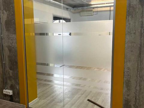 комерційна за адресою Воздвиженська вул., 45