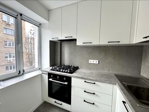 квартира по адресу Ростиславская ул. (Маршала Рыбалко), 7/18