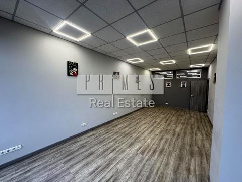 комерційна за адресою Велика Васильківська вул. (Червоноармійська), 72