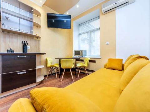 квартира за адресою Велика Васильківська вул. (Червоноармійська), 20