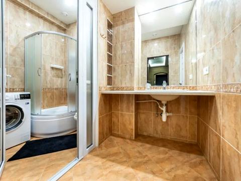 квартира за адресою Велика Васильківська вул. (Червоноармійська), 20