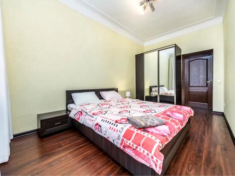 квартира за адресою Велика Васильківська вул. (Червоноармійська), 20