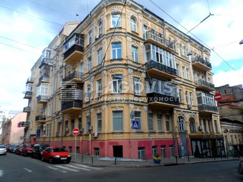 комерційна за адресою Мала Житомирська вул., 16/3