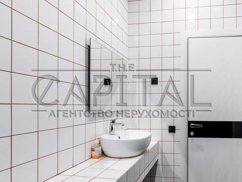 коммерческая по адресу Днепровская набережная ул., 14