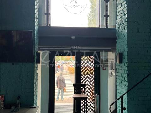 коммерческая по адресу Леси Украинки бульв., 2