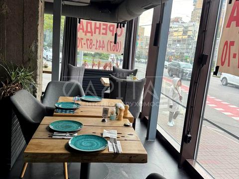 коммерческая по адресу Леси Украинки бульв., 2