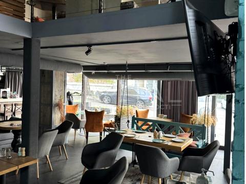 коммерческая по адресу Леси Украинки бульв., 2