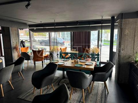 коммерческая по адресу Леси Украинки бульв., 2