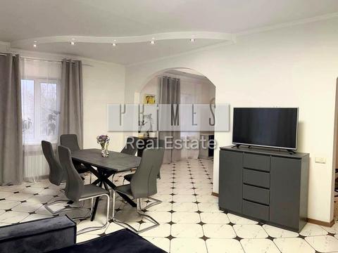 будинок за адресою 1-ша лінія вул.