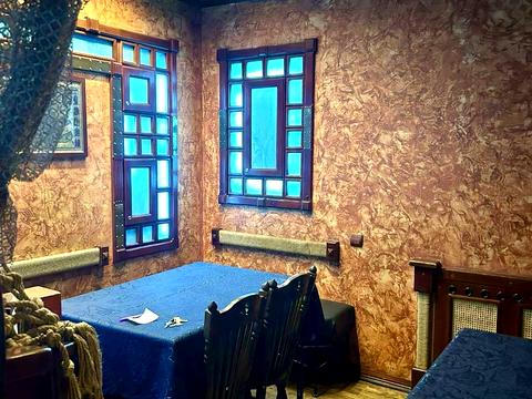 комерційна за адресою Київська вул., 15