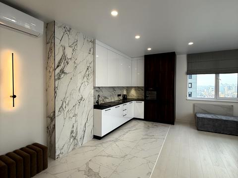 квартира за адресою Андрія Верхогляда вул. (Михайла Драгомирова), 14-А