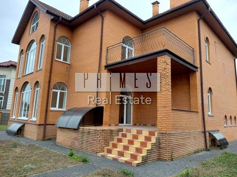 будинок за адресою Київ, Василя Сухомлинського вул.