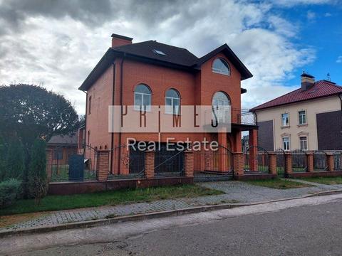 будинок за адресою Київ, Василя Сухомлинського вул.