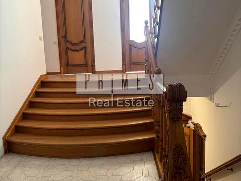 будинок за адресою Київ, Василя Сухомлинського вул.