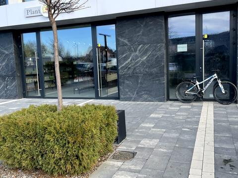 коммерческая по адресу Легоцкого ул., 80