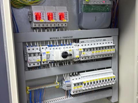 комерційна за адресою Макаренка вул., 1-А